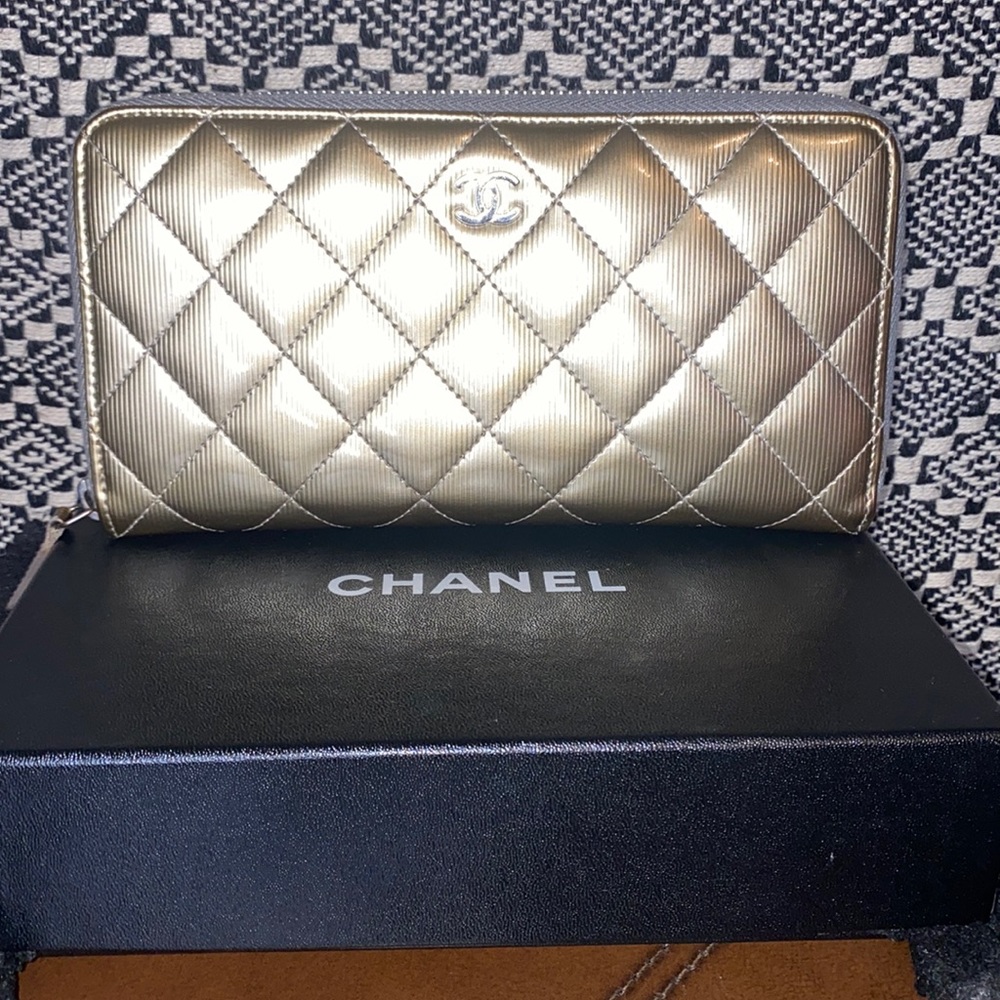 Chanel Zippy Wallet